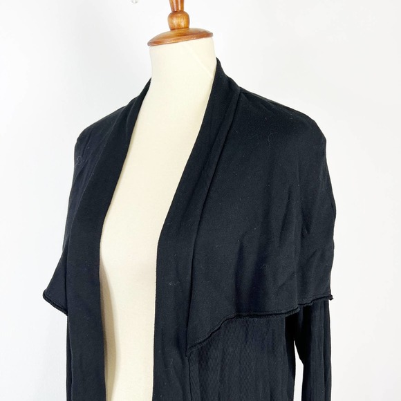 LA Made black cardigan open front sweatshirt ribbed size Medium - Picture 2 of 9